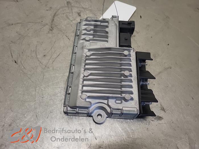 Start/Stop computer from a Opel Vivaro 2.0 Diesel 145 2024