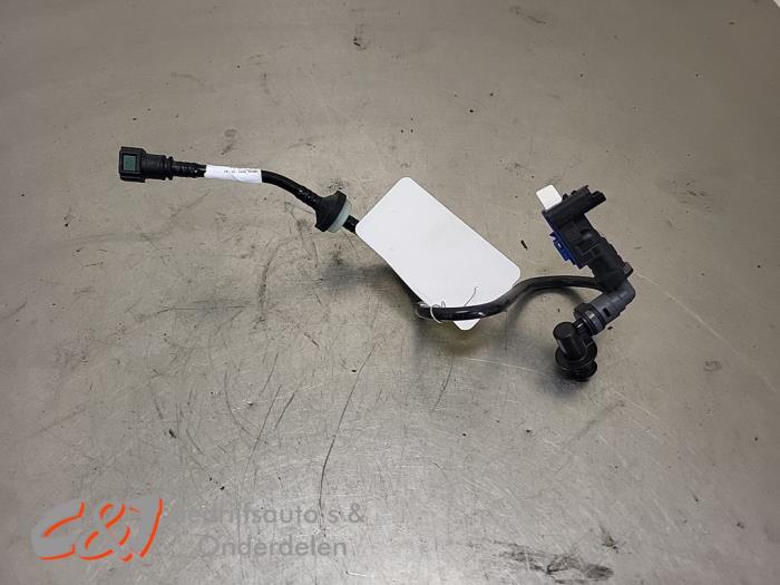 Gebrauchte Bremsassistent Sensor Opel Vivaro 2.0 Diesel 145 Preis € 15,75 Margenregelung angeboten von C&J Bedrijfsauto's & Onderdelen