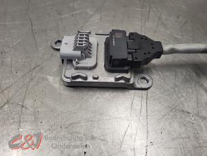 Lambda probe from a Opel Vivaro 2.0 Diesel 145 2024