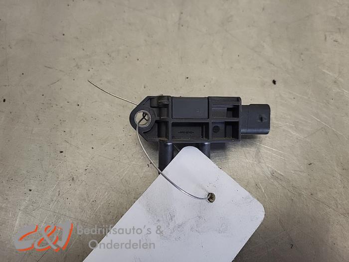 Begagnade Partikelfiltersensor Volkswagen Transporter T6 2.0 TDI 150 Pris € 15,75 Marginaltabell erbjuds av C&J Bedrijfsauto's & Onderdelen