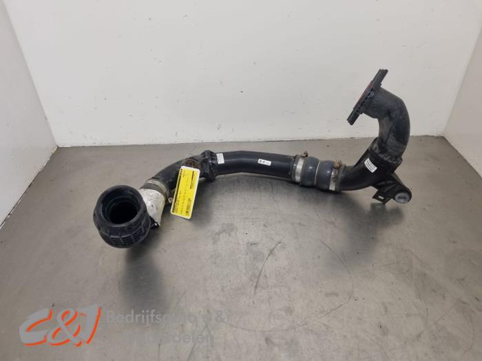 Gebrauchte Intercooler Rohr Renault Master III (FV) 2.3 dCi 150 16V FWD Preis € 105,00 Margenregelung angeboten von C&J Bedrijfsauto's & Onderdelen