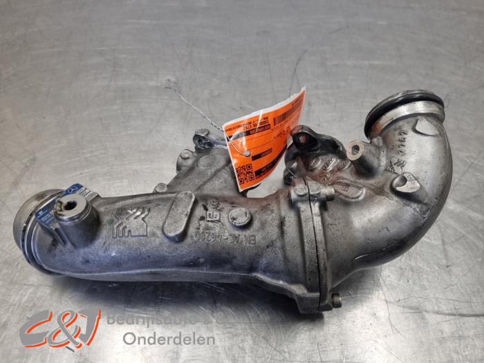 Gebrauchte Turbo Rohr Mercedes Vito (447.6) 1.6 111 CDI 16V Preis € 73,50 Margenregelung angeboten von C&J Bedrijfsauto's & Onderdelen