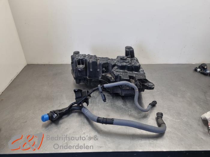 Gebrauchte Adblue Tank Fiat Doblo Cargo (263) 1.3 D Multijet Preis € 315,00 Margenregelung angeboten von C&J Bedrijfsauto's & Onderdelen