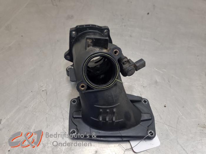 Gebrauchte Ansaugbrugge Mercedes Vito (447.6) 2.2 116 CDI 16V Preis € 15,75 Margenregelung angeboten von C&J Bedrijfsauto's & Onderdelen