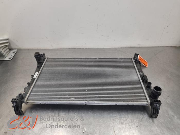 Usagé Radiateur Fiat Doblo Cargo (263) 1.3 D Multijet Prix € 34,65 Règlement à la marge proposé par C&J Bedrijfsauto's & Onderdelen