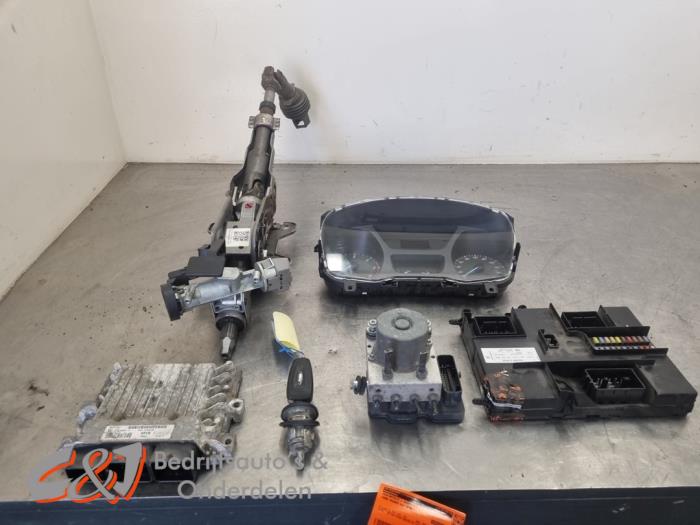 Used Ignition lock + computer Ford Transit 2.2 TDCi 16V Price € 367,50 Margin scheme offered by C&J Bedrijfsauto's & Onderdelen