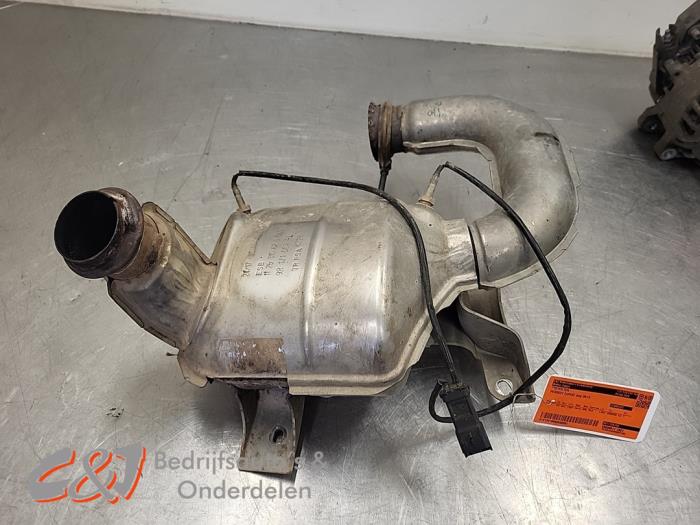 Used Particulate filter Peugeot Expert (V1/VA/VB/VE/VF/VT/VY) 2.0 Blue HDi 150 16V Price € 262,50 Margin scheme offered by C&J Bedrijfsauto's & Onderdelen