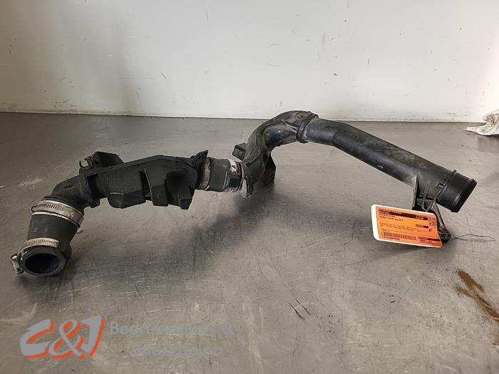 Gebrauchte Intercooler Rohr Peugeot Expert (V1/VA/VB/VE/VF/VT/VY) 2.0 Blue HDi 150 16V Preis € 36,75 Margenregelung angeboten von C&J Bedrijfsauto's & Onderdelen