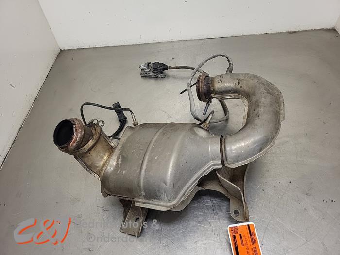Gebrauchte Rußfilter Peugeot Expert (V1/VA/VB/VE/VF/VT/VY) 2.0 Blue HDi 120 16V Preis € 288,75 Margenregelung angeboten von C&J Bedrijfsauto's & Onderdelen