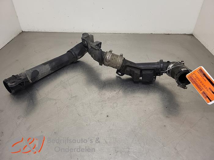 Gebrauchte Intercooler Rohr Peugeot Expert (V1/VA/VB/VE/VF/VT/VY) 2.0 Blue HDi 120 16V Preis € 18,38 Margenregelung angeboten von C&J Bedrijfsauto's & Onderdelen