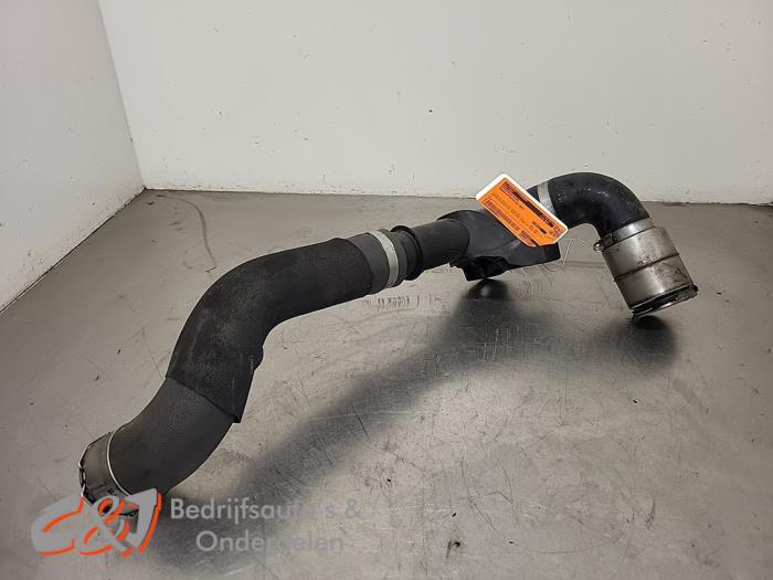 Gebrauchte Intercooler Schlauch Nissan Interstar 2.3 dCi 135 16V Preis € 105,00 Margenregelung angeboten von C&J Bedrijfsauto's & Onderdelen