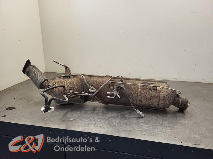 Gebrauchte Rußfilter Nissan Interstar 2.3 dCi 135 16V Preis € 787,50 Margenregelung angeboten von C&J Bedrijfsauto's & Onderdelen