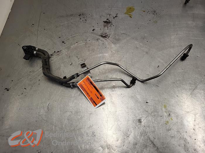Begagnade Partikelfiltersensor Peugeot Partner (EA//EF/EN/EU) 1.5 BlueHDi 130 Pris € 15,75 Marginaltabell erbjuds av C&J Bedrijfsauto's & Onderdelen