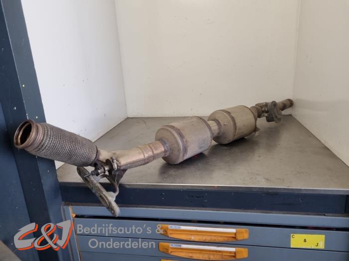 Used Front pipe + catalyst Volkswagen Caddy Cargo V (SBA/SBH) 2.0 TDI BlueMotionTechnology Price € 997,50 Margin scheme offered by C&J Bedrijfsauto's & Onderdelen