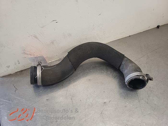 Usagé Tuyau intercooler Ford Transit Custom 2.0 TDCi 16V Eco Blue 130 Prix € 15,75 Règlement à la marge proposé par C&J Bedrijfsauto's & Onderdelen