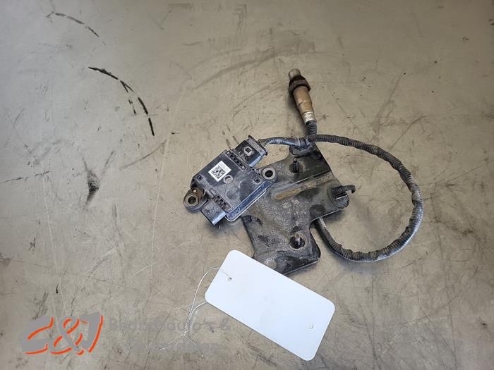 Usados Sensor Nox Opel Vivaro 2.0 Diesel 145 Precio € 57,75 Norma de margen ofrecido por C&J Bedrijfsauto's & Onderdelen
