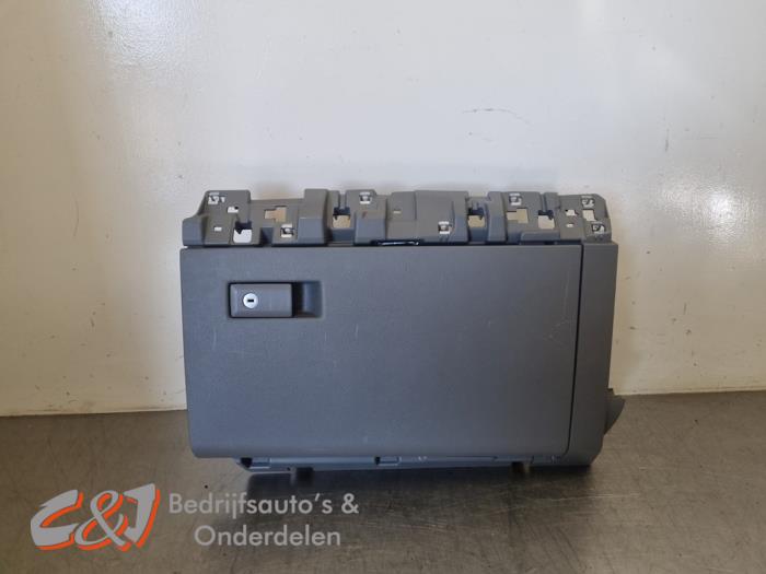 Begagnade Handskfack Volkswagen Transporter T6 2.0 TDI 150 Pris € 26,25 Marginaltabell erbjuds av C&J Bedrijfsauto's & Onderdelen