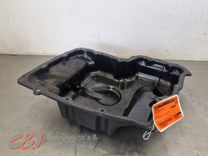 Usagé Couvercle carter Peugeot Boxer (U9) 2.2 HDi 130 Euro 5 Prix € 21,00 Règlement à la marge proposé par C&J Bedrijfsauto's & Onderdelen