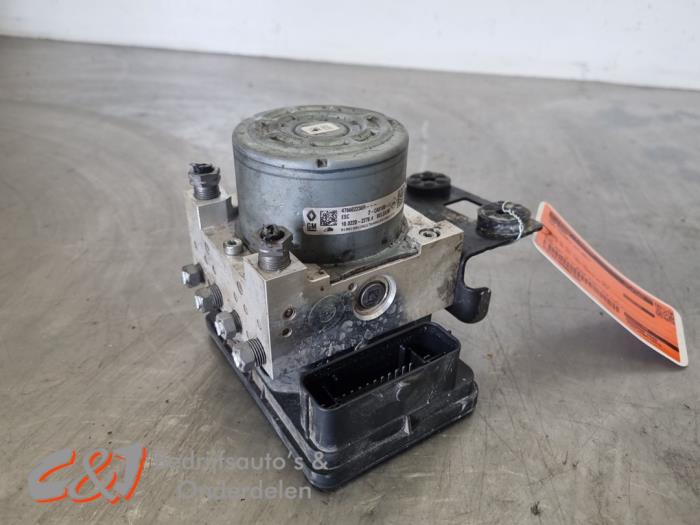 Begagnade ABS-pump Fiat Talento 2.0 EcoJet BiTurbo 170 Pris € 99,75 Marginaltabell erbjuds av C&J Bedrijfsauto's & Onderdelen