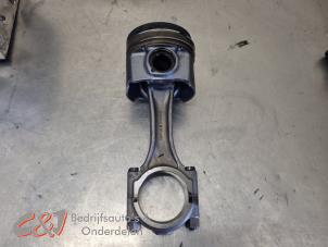 Kolben van een Toyota ProAce 2.0 D-4D 140 16V 2024