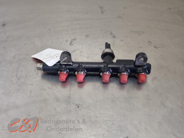 Usagé Système d'injection Toyota ProAce 2.0 D-4D 140 16V Prix € 42,00 Règlement à la marge proposé par C&J Bedrijfsauto's & Onderdelen