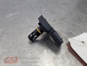 Luftmengenmesser van een Volkswagen Transporter T7 2.0 TDI 150 2025