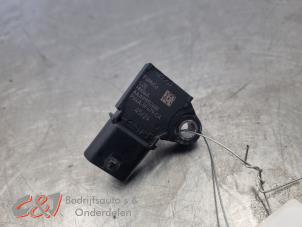 Luftmengenmesser van een Volkswagen Transporter T7 2.0 TDI 150 2025