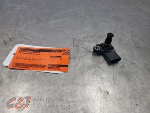 Luftmengenmesser van een Volkswagen Transporter T7 2.0 TDI 150 2025