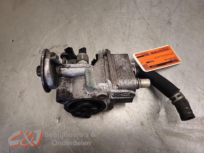 Begagnade Oljefilterhus Opel Vivaro 2.0 Diesel 145 Pris € 68,25 Marginaltabell erbjuds av C&J Bedrijfsauto's & Onderdelen