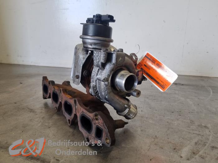 Usados Turbo Opel Vivaro 2.0 Diesel 145 Precio € 194,25 Norma de margen ofrecido por C&J Bedrijfsauto's & Onderdelen