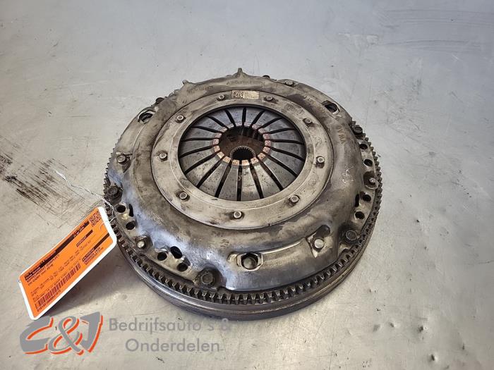 Usagé Kit embrayage (complet) Volkswagen Caddy IV 2.0 TDI 102 Prix € 131,25 Règlement à la marge proposé par C&J Bedrijfsauto's & Onderdelen