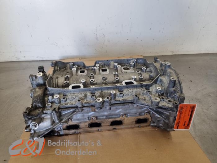 Usados Culata Renault Trafic (1FL/2FL/3FL/4FL) 2.0 dCi 16V 145 Precio € 708,75 Norma de margen ofrecido por C&J Bedrijfsauto's & Onderdelen