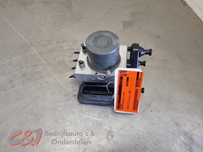 Begagnade ABS-pump Mercedes Sprinter 3,5t (907.6/910.6) 311 CDI 2.1 D RWD Pris € 236,25 Marginaltabell erbjuds av C&J Bedrijfsauto's & Onderdelen