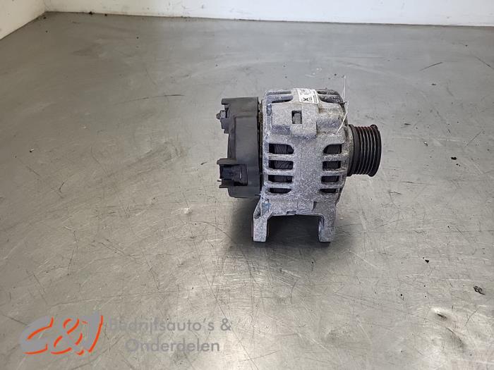 Begagnade Dynamo Dacia Logan Express (FS) 1.6 Pris € 10,50 Marginaltabell erbjuds av C&J Bedrijfsauto's & Onderdelen