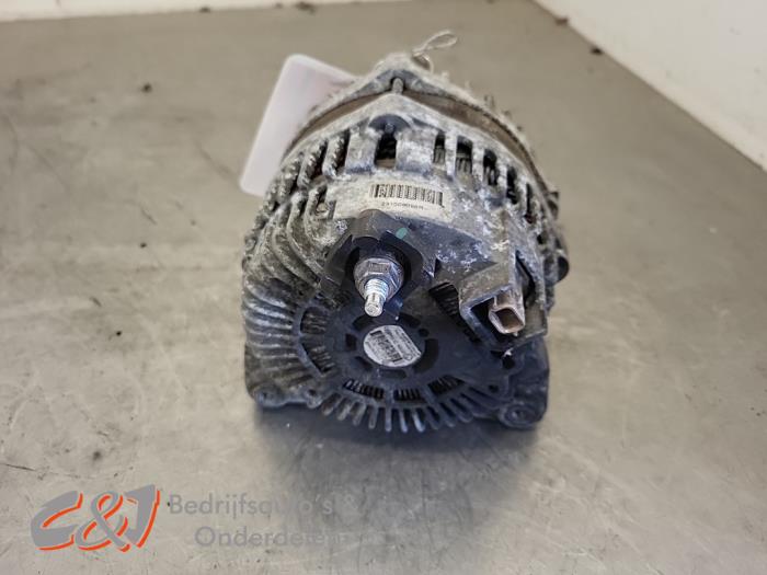 Dynamo van een Renault Trafic (1FL/2FL/3FL/4FL) 1.6 dCi 120 Twin Turbo 2015