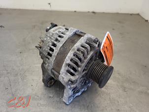 Dynamo van een Renault Trafic (1FL/2FL/3FL/4FL) 1.6 dCi 120 Twin Turbo 2015