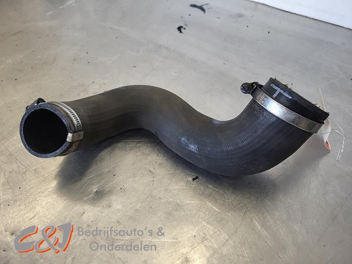 Usagé Tuyau intercooler Ford Transit Custom 2.2 TDCi 16V Prix € 17,85 Règlement à la marge proposé par C&J Bedrijfsauto's & Onderdelen