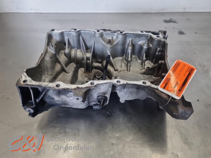 Gebrauchte Ölwanne Nissan NV 300 1.6 dCi 120 Preis € 63,00 Margenregelung angeboten von C&J Bedrijfsauto's & Onderdelen
