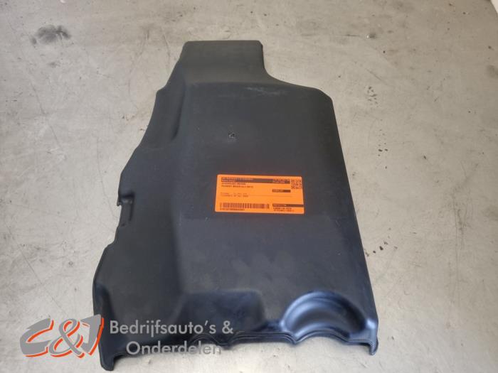 Used Engine cover Peugeot Boxer (U9) 3.0 HDi 160 Euro 4 Price € 47,25 Margin scheme offered by C&J Bedrijfsauto's & Onderdelen