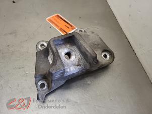 Engine mount from a Ford Ranger 3.2 TDCI 20V 4x4 2018