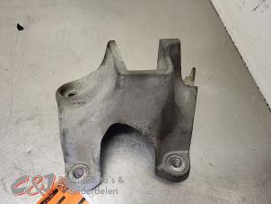 Engine mount from a Ford Ranger 3.2 TDCI 20V 4x4 2018