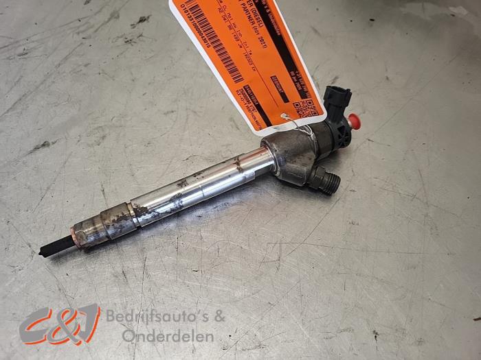 Usagé Injecteurs Peugeot Partner (EA//EF/EN/EU) 1.5 BlueHDi 130 Prix € 68,25 Règlement à la marge proposé par C&J Bedrijfsauto's & Onderdelen