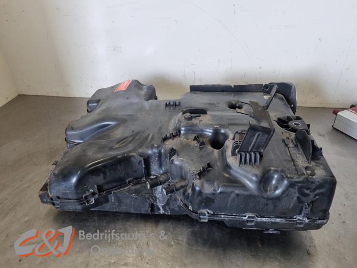 Gebrauchte Adblue Tank MAN TGE 2.0 TDI RWD Preis € 315,00 Margenregelung angeboten von C&J Bedrijfsauto's & Onderdelen