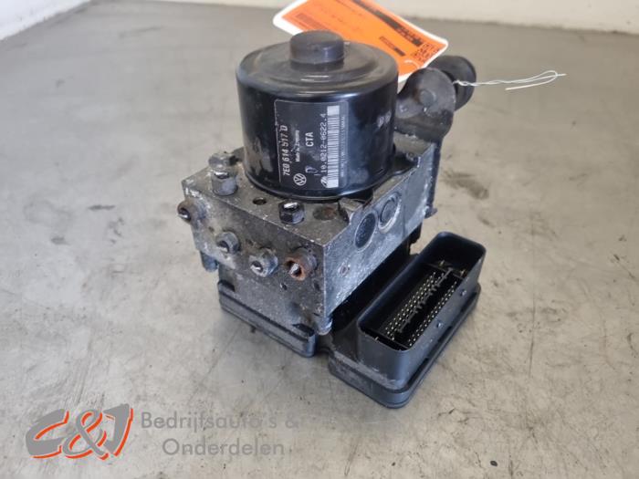 Begagnade ABS-pump Volkswagen Transporter T5 2.0 BiTDI DRF 4 Motion Pris € 65,10 Marginaltabell erbjuds av C&J Bedrijfsauto's & Onderdelen