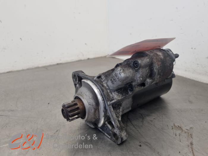 Anlasser van een Volkswagen Transporter T5 2.0 BiTDI DRF 4 Motion 2011
