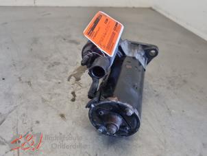 Anlasser van een Volkswagen Transporter T5 2.0 BiTDI DRF 4 Motion 2011