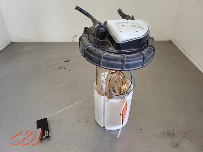 Usagé Pompe d'injection Citroen Berlingo 1.6 Hdi, BlueHDI 75 Prix € 78,75 Règlement à la marge proposé par C&J Bedrijfsauto's & Onderdelen