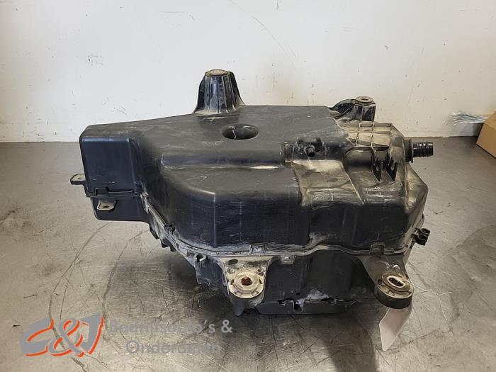 Gebrauchte Adblue Tank Ford Transit Custom 2.0 TDCi 16V Eco Blue 130 Preis € 236,25 Margenregelung angeboten von C&J Bedrijfsauto's & Onderdelen