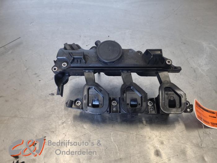 Usagé Ventilation carter Renault Master III (MA/MB/MC/MD/MH/MF/MG/MH) 2.3 dCi 16V Prix € 36,75 Règlement à la marge proposé par C&J Bedrijfsauto's & Onderdelen