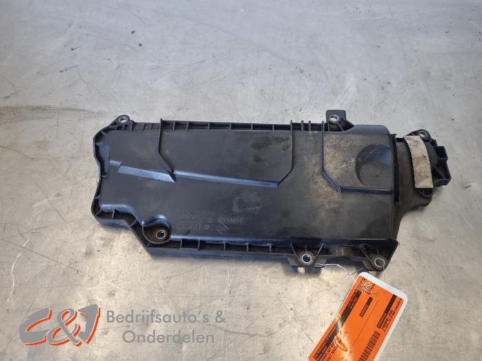 Gebrauchte Abdeckblech Motor Renault Master III (MA/MB/MC/MD/MH/MF/MG/MH) 2.3 dCi 16V Preis € 15,75 Margenregelung angeboten von C&J Bedrijfsauto's & Onderdelen